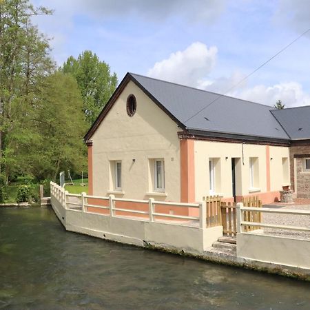 Villa Au Clair Matin Sur L'Yeres Sept-Meules Exterior foto