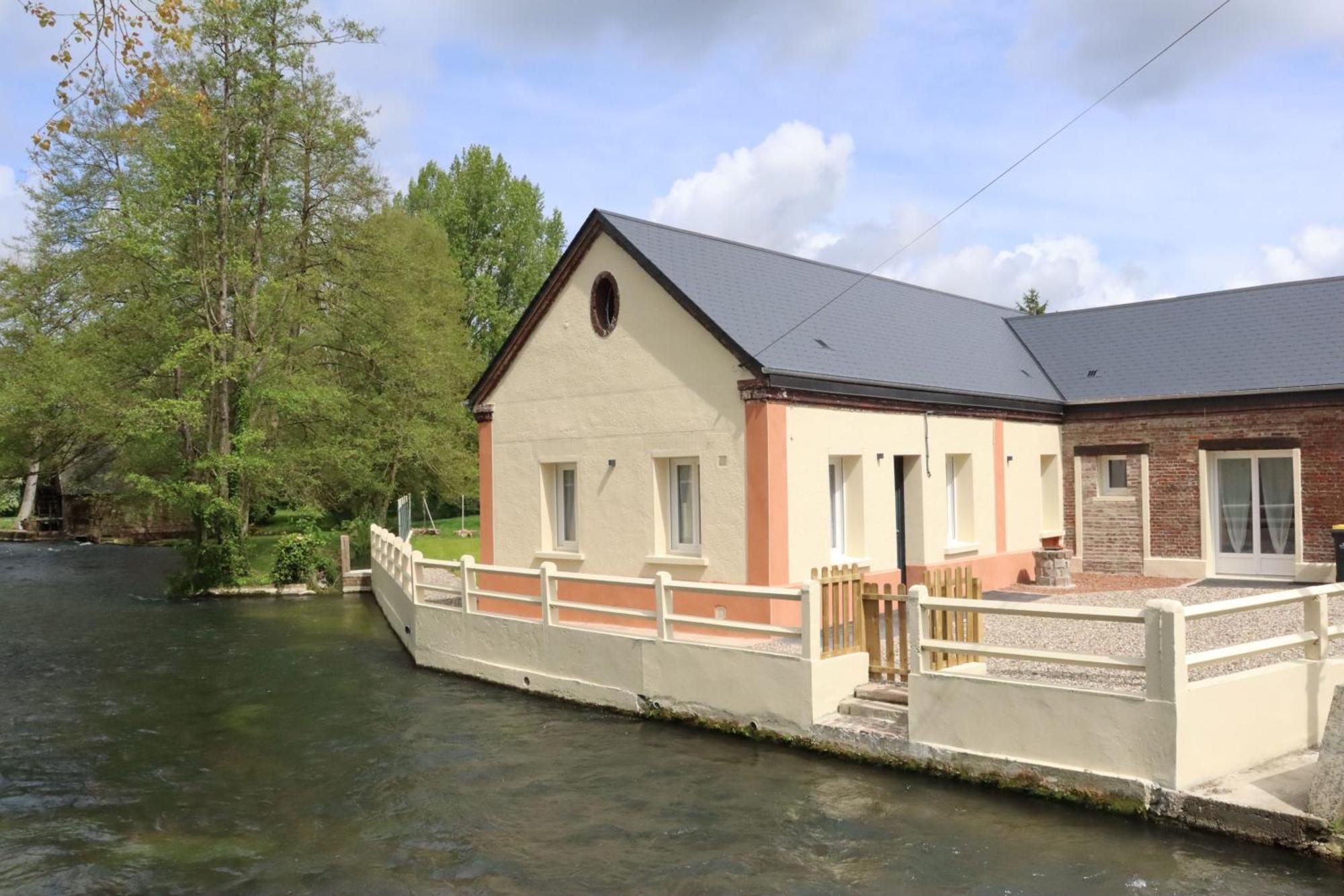 Villa Au Clair Matin Sur L'Yeres Sept-Meules Exterior foto